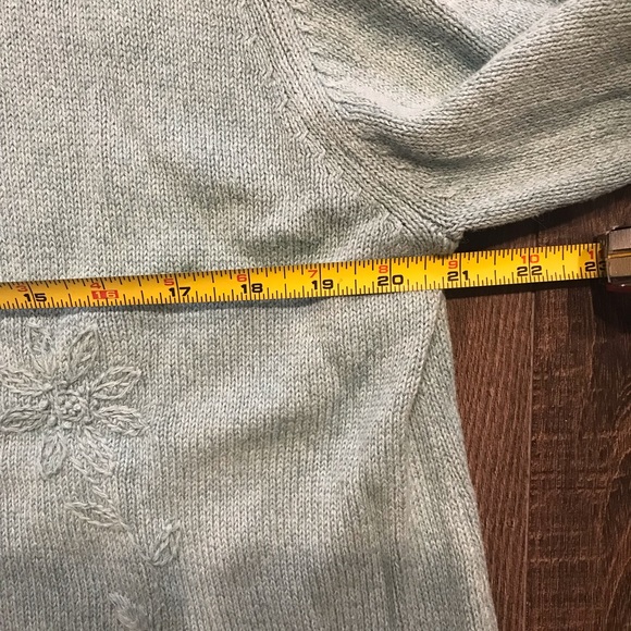 Vintage Alfred Dunner Pale Green Turtle Neck Sweater - Size Large - Picture 12 of 13